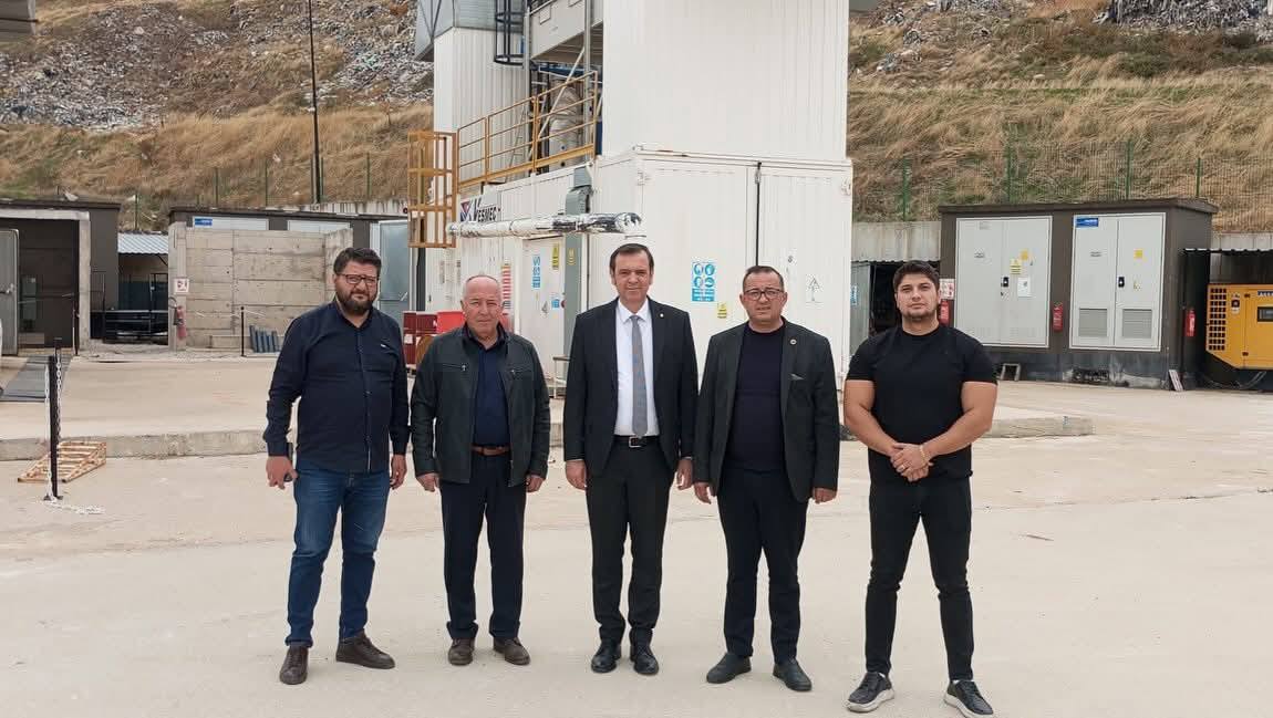 Özalp, Elektrik Üretim Tesisini İnceledi