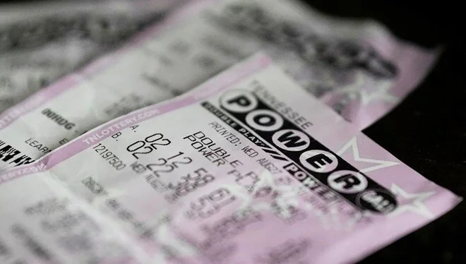 ChatGPT’nin Verdiği Sayılarla Powerball’dan 100 Bin Dolar Kazandı!