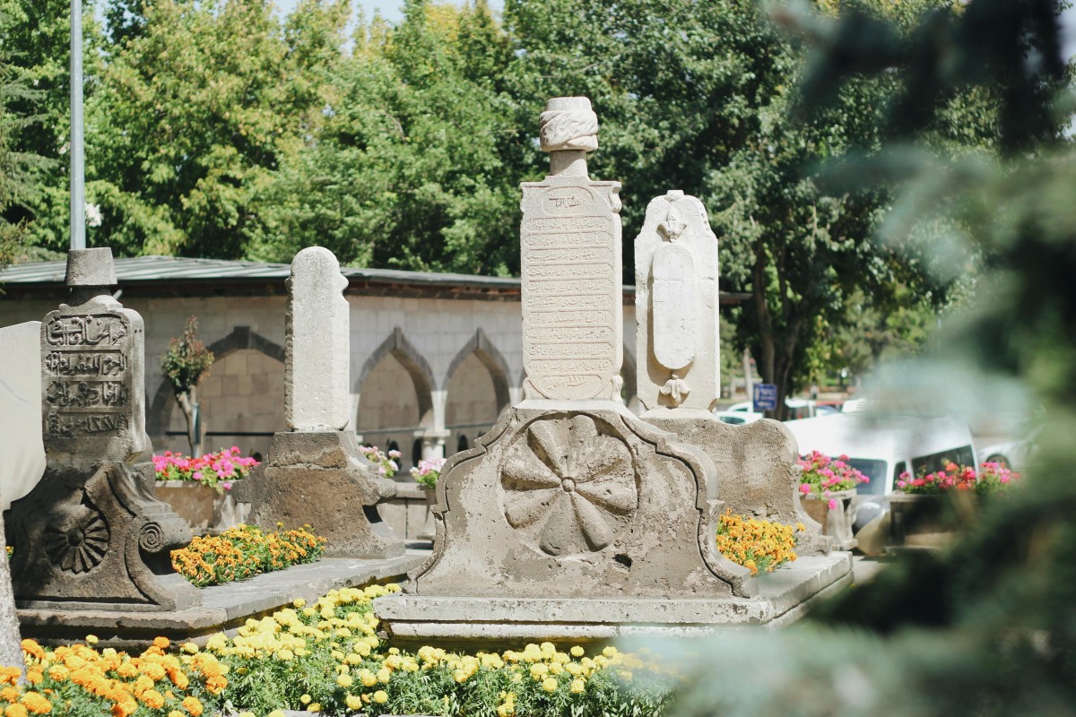 Edirne Belediyesi'nden Duyuru: Mezarlık Ziyaret Saatleri Düzenlendi!